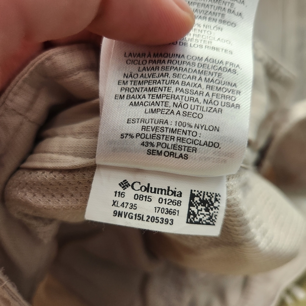 Columbia Beige Cream Cargo Hiking Shorts 4 T2 - Picture 13 of 13